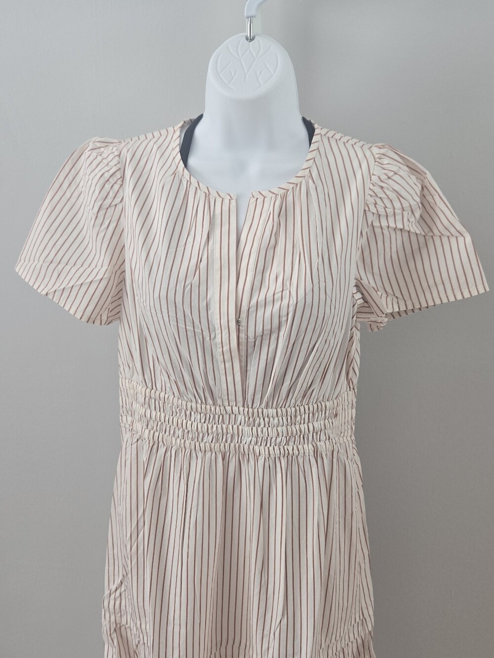 Quince Maxi Dress - Picture 2 of 6